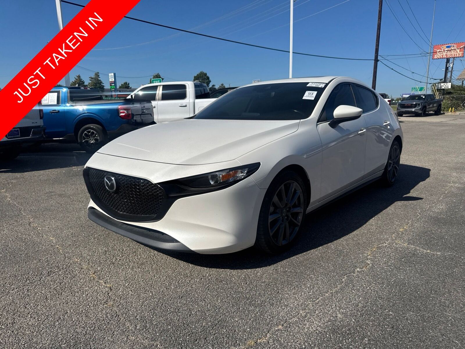 2022 MAZDA Mazda3