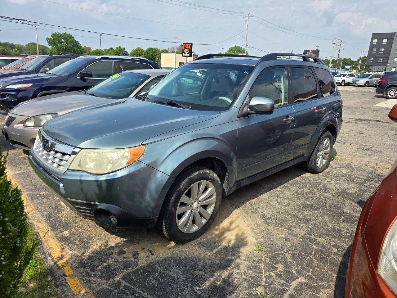 2011 SUBARU Forester