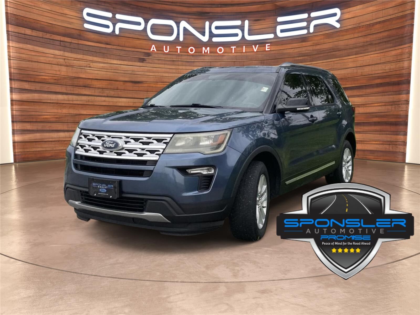 2018 FORD Explorer