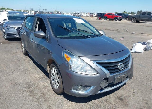 2018 NISSAN Versa