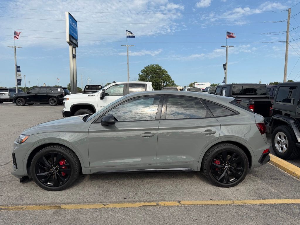 2021 AUDI SQ5