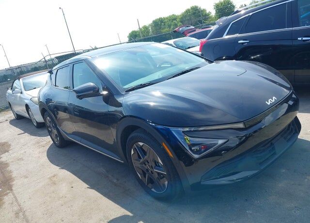 2025 KIA EV6