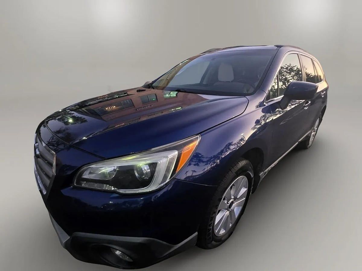 2015 SUBARU Outback