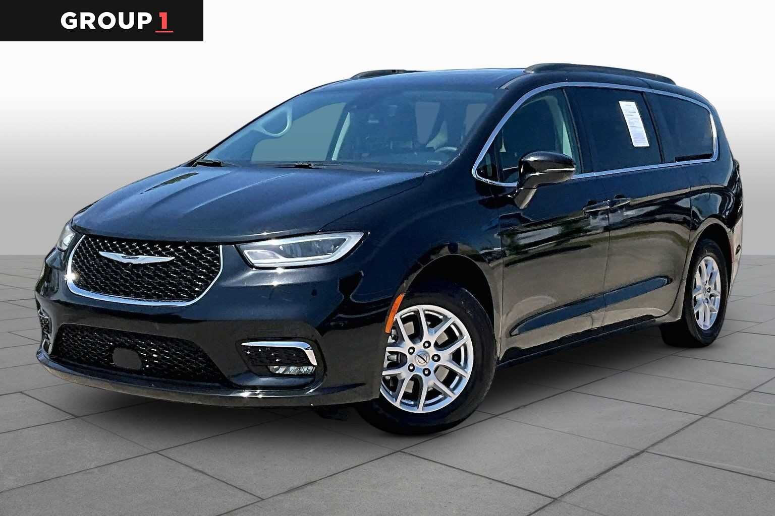 2022 CHRYSLER Pacifica