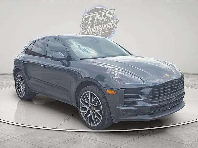 2019 PORSCHE Macan
