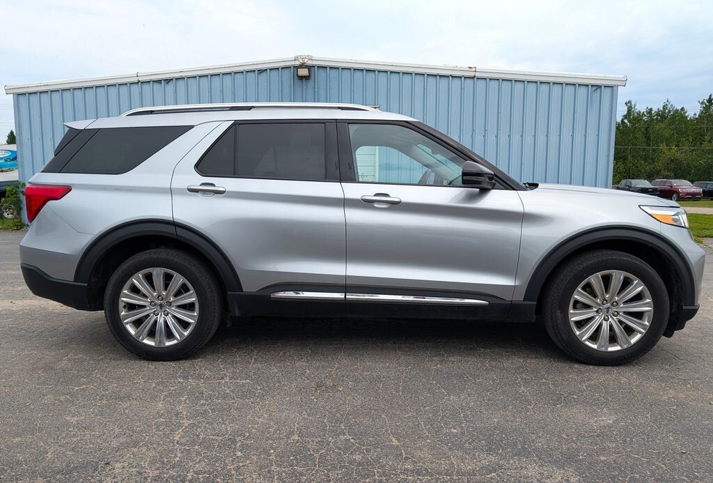 2023 FORD Explorer