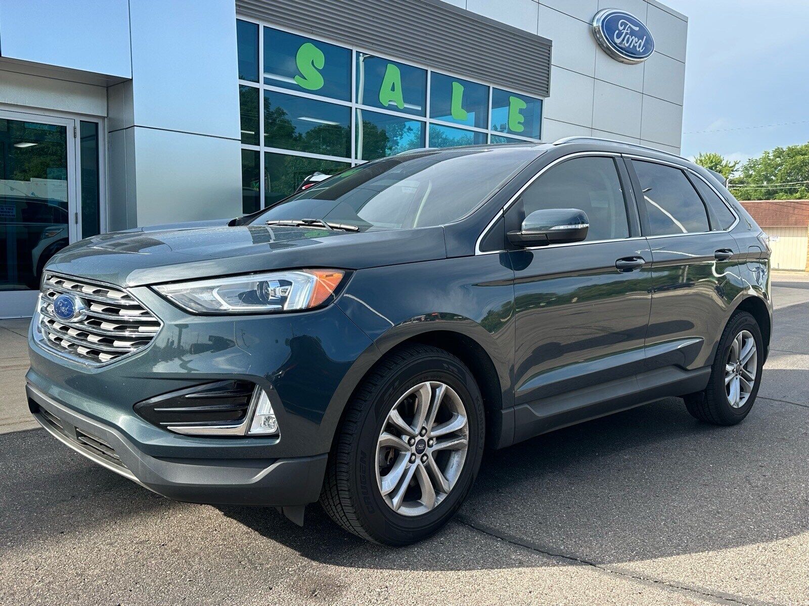 2019 FORD Edge