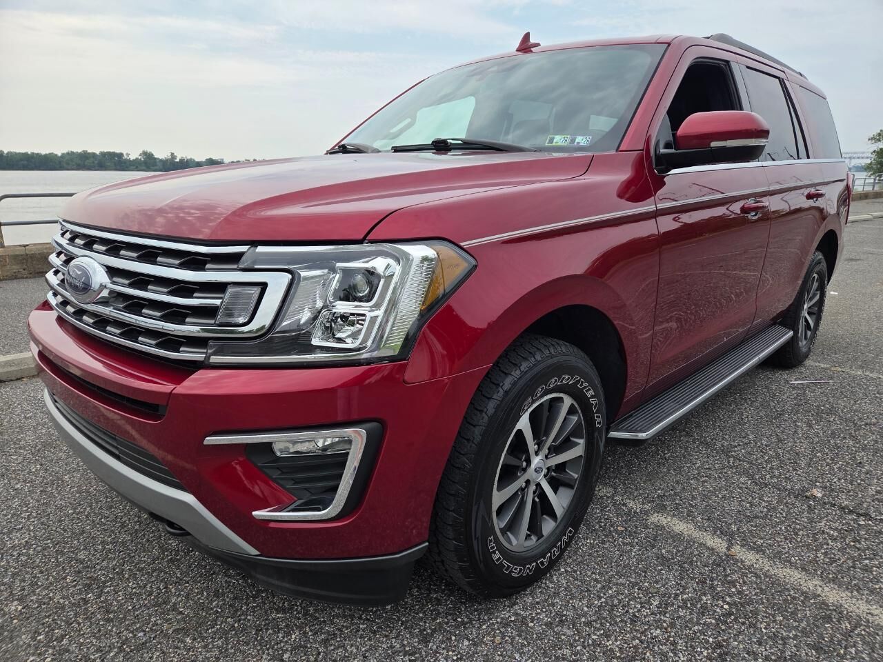2019 FORD Expedition
