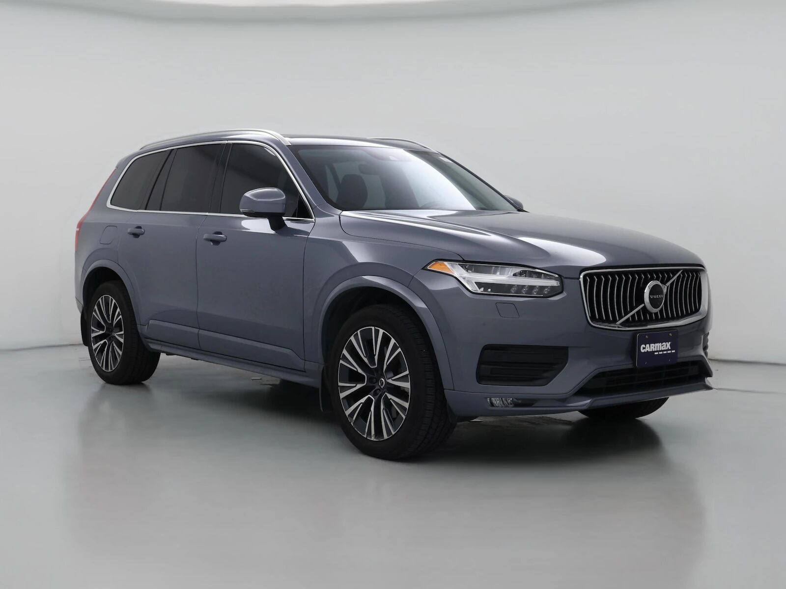 2022 VOLVO XC90