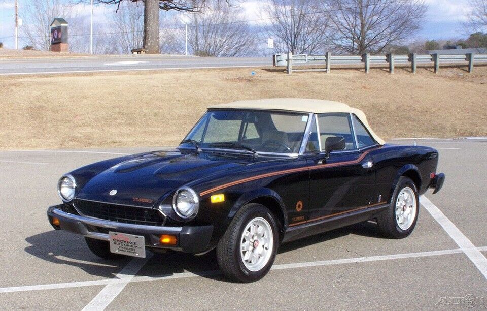 1982 FIAT Spider 2000