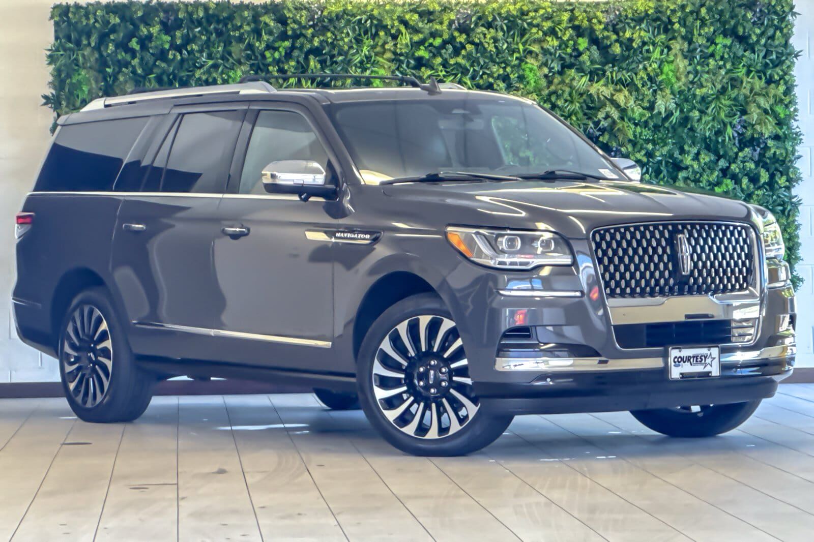 2024 LINCOLN Navigator L