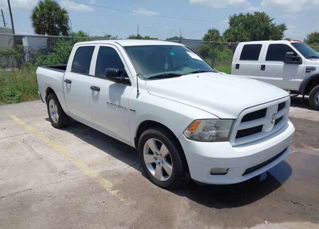 2012 DODGE Ram