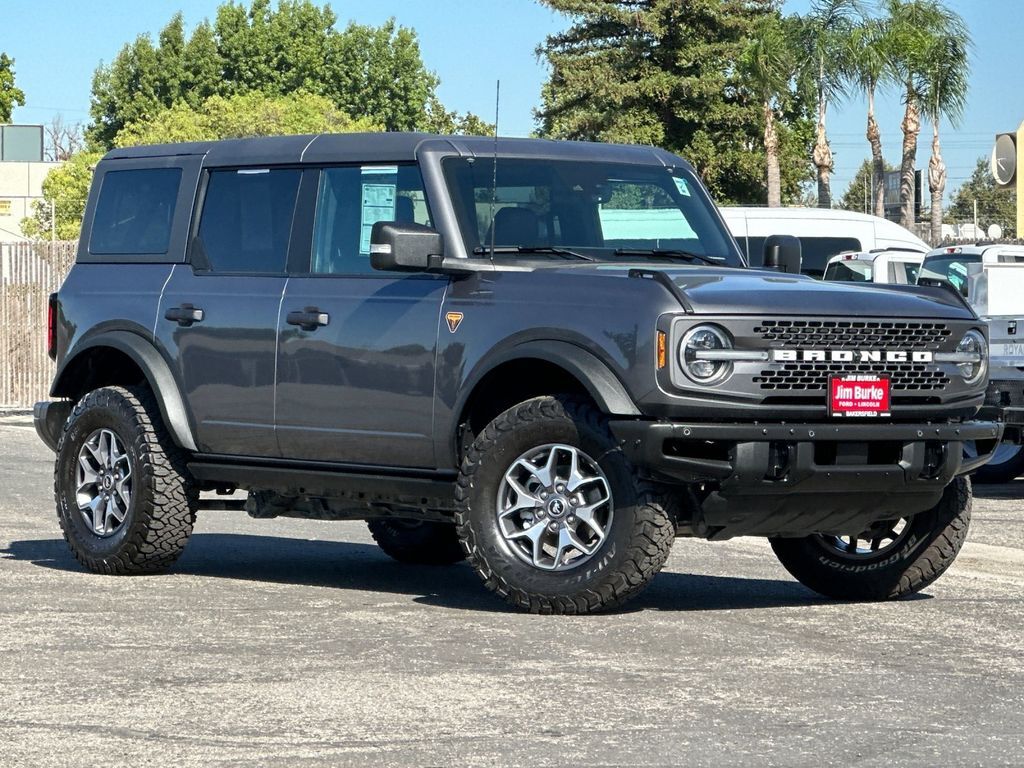 2021 FORD Bronco