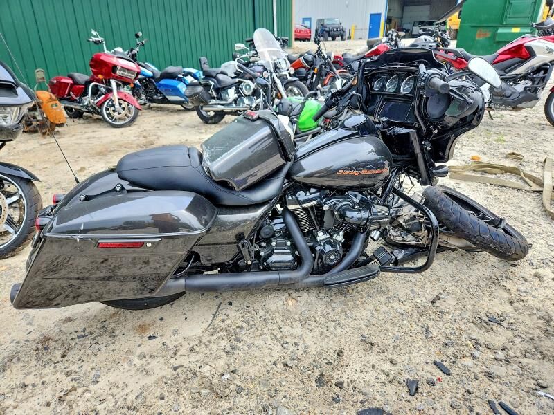 2019 HARLEY DAVIDSON FLHXS / Street Glide Special