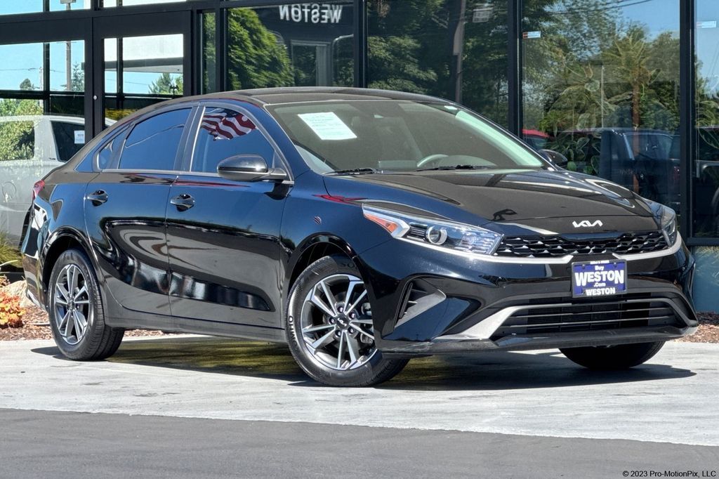 2023 KIA Forte