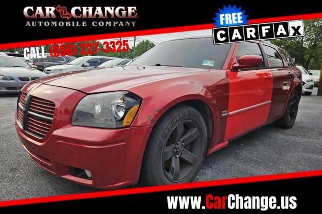 2005 DODGE Magnum