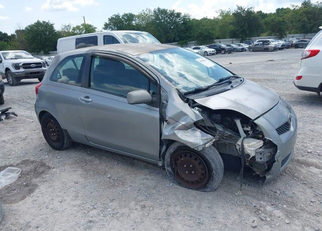 2009 TOYOTA Yaris