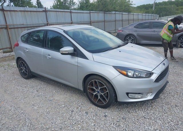 2017 FORD Focus