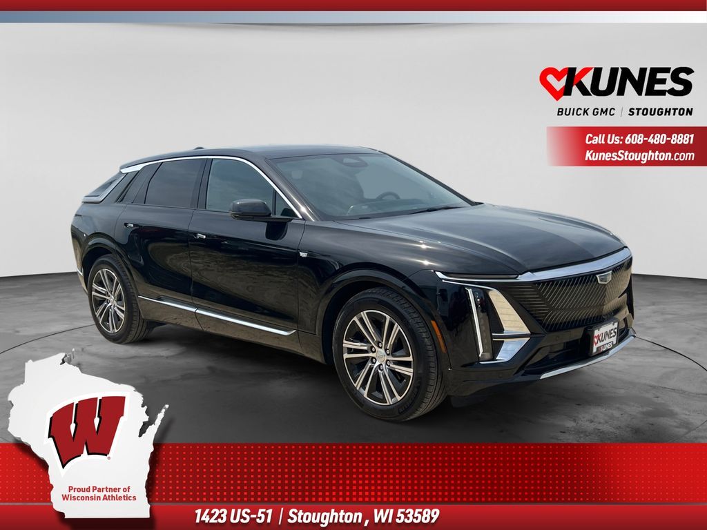 2024 CADILLAC Lyriq