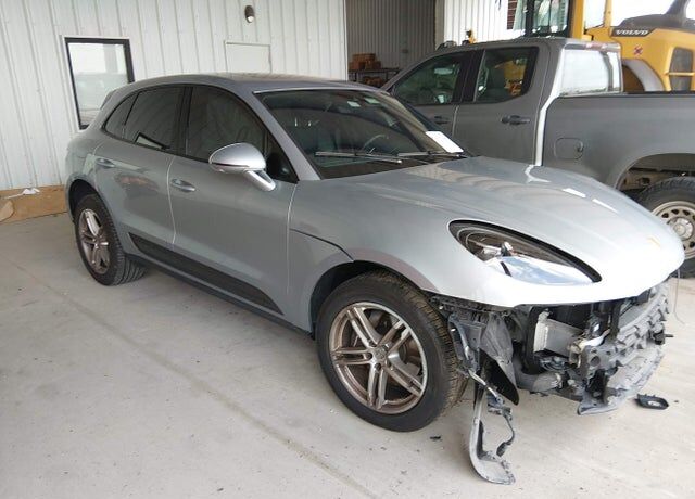 2023 PORSCHE Macan