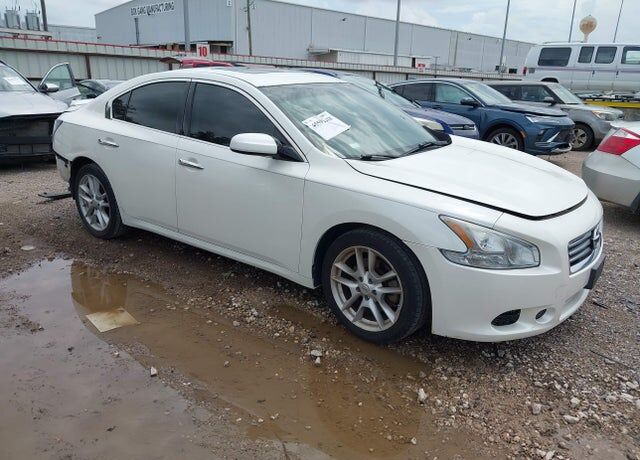 2013 NISSAN Maxima