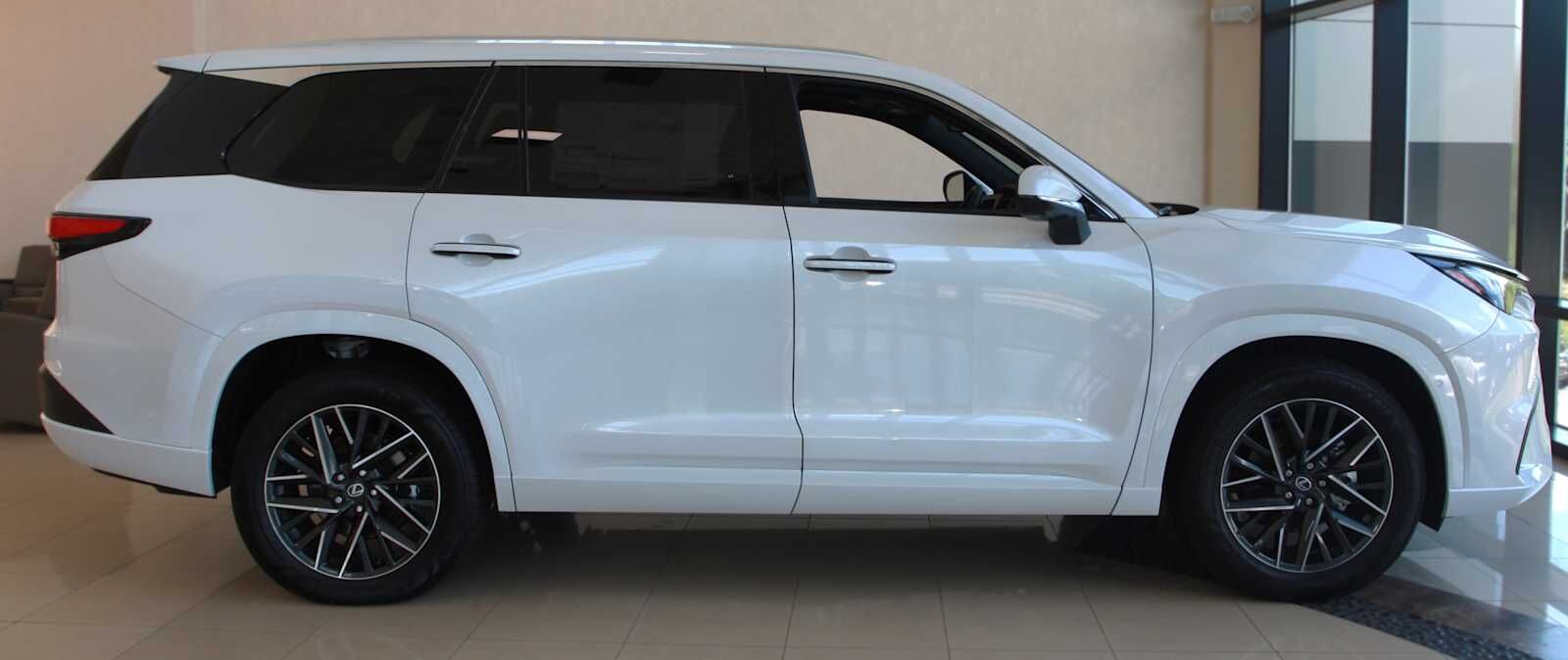 2026 LEXUS TX
