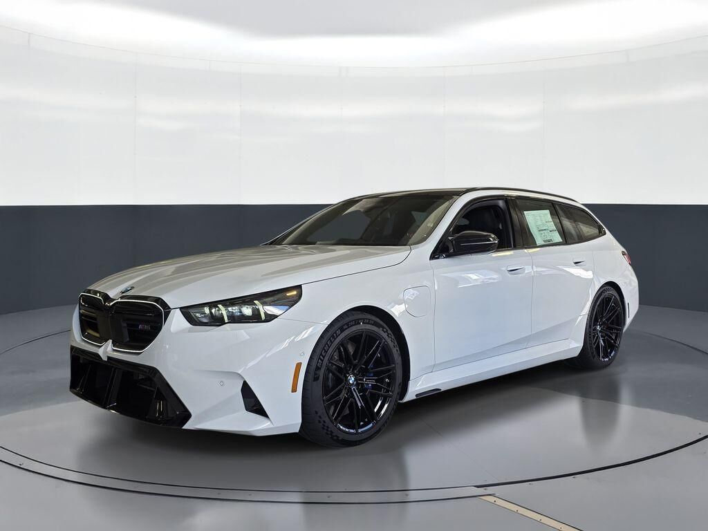 2027 BMW M5