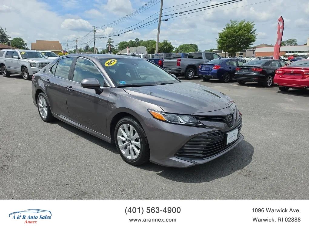 2019 TOYOTA Camry
