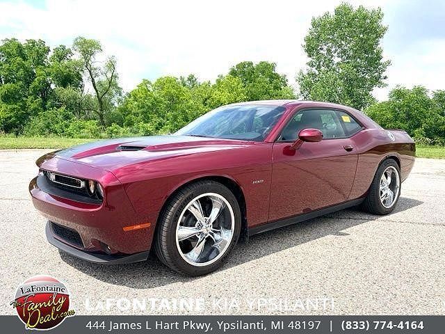 2017 DODGE Challenger