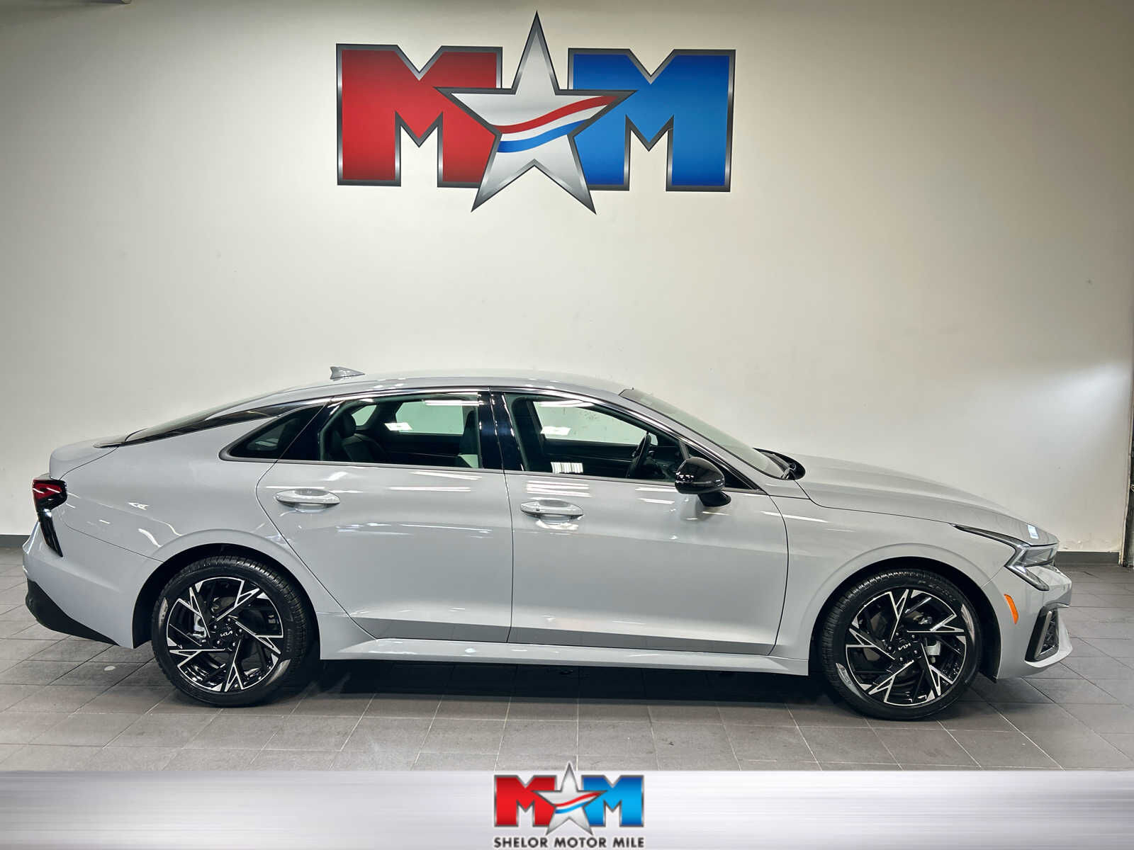 2025 KIA K5