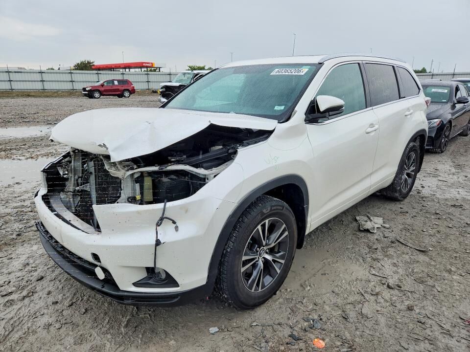 2016 TOYOTA Highlander