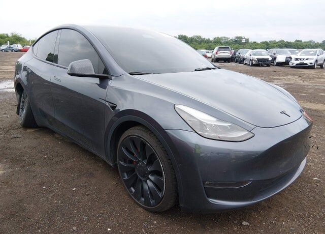 2022 TESLA Model Y