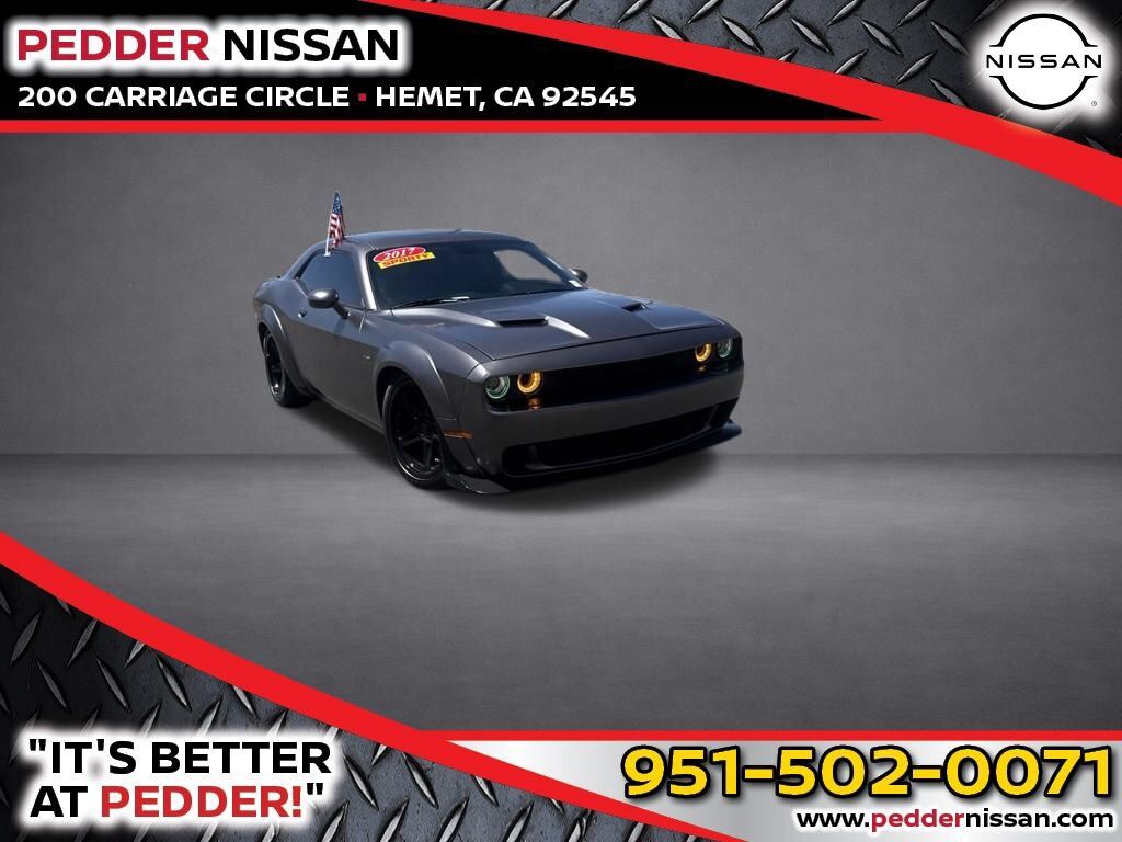 2017 DODGE Challenger