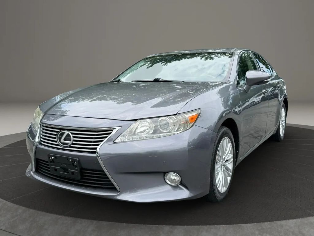 2013 LEXUS ES