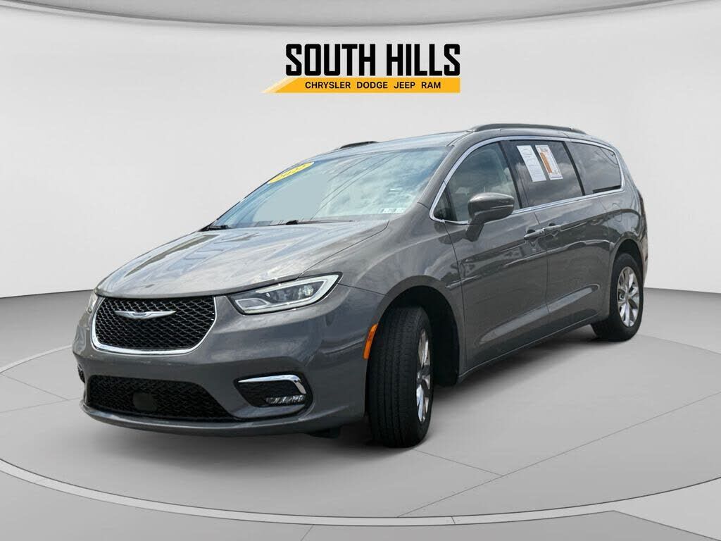 2022 CHRYSLER Pacifica
