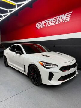 2022 KIA Stinger