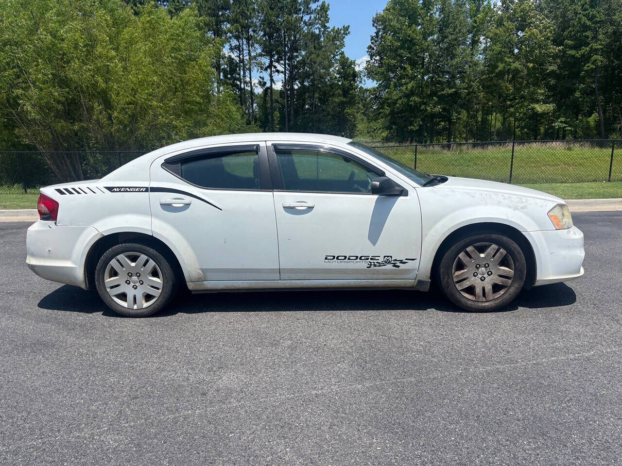 2012 DODGE Avenger