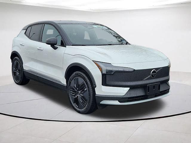 2026 VOLVO EX30 CC