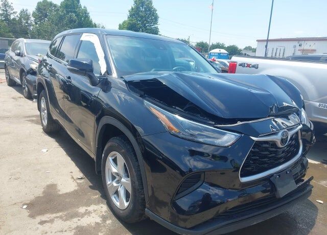 2022 TOYOTA Highlander