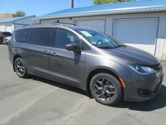 2018 CHRYSLER Pacifica