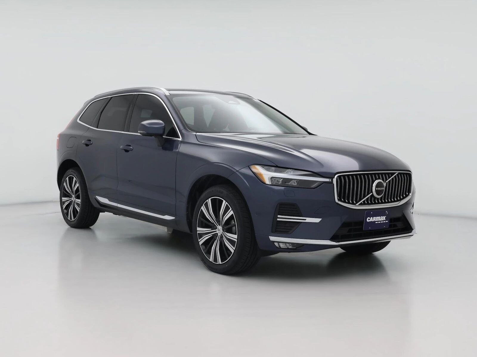 2023 VOLVO XC60