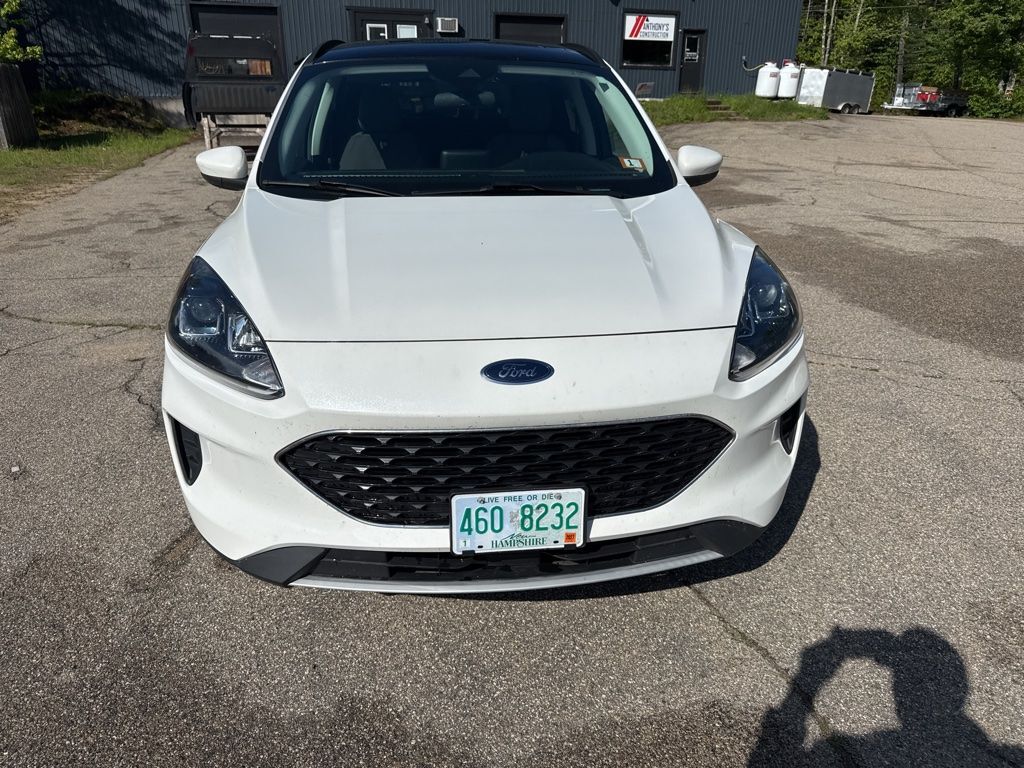2021 FORD Escape