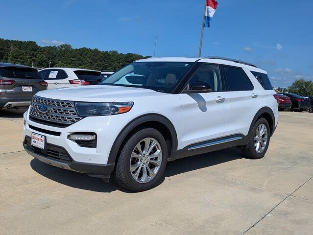 2021 FORD Explorer