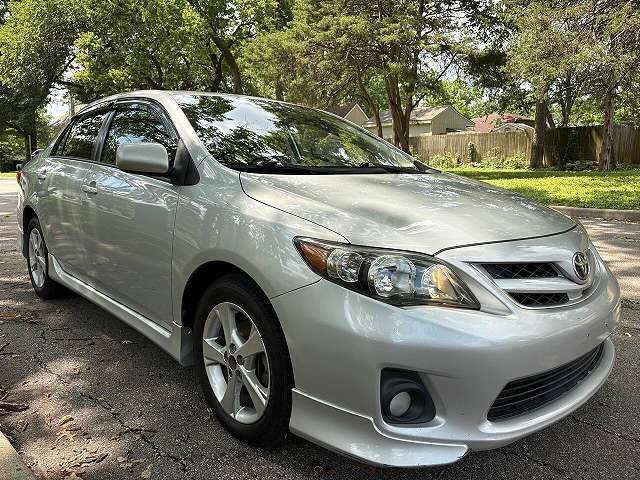 2013 TOYOTA Corolla