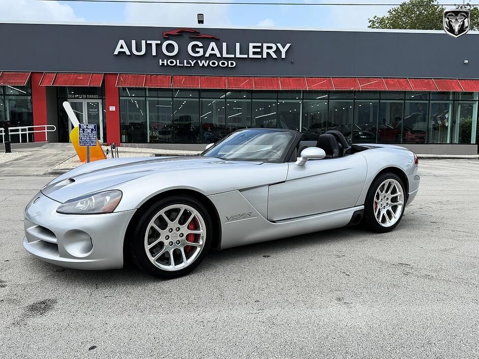 2004 DODGE Viper