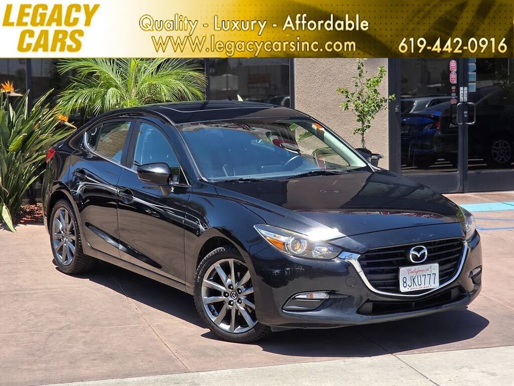 2018 MAZDA Mazda3