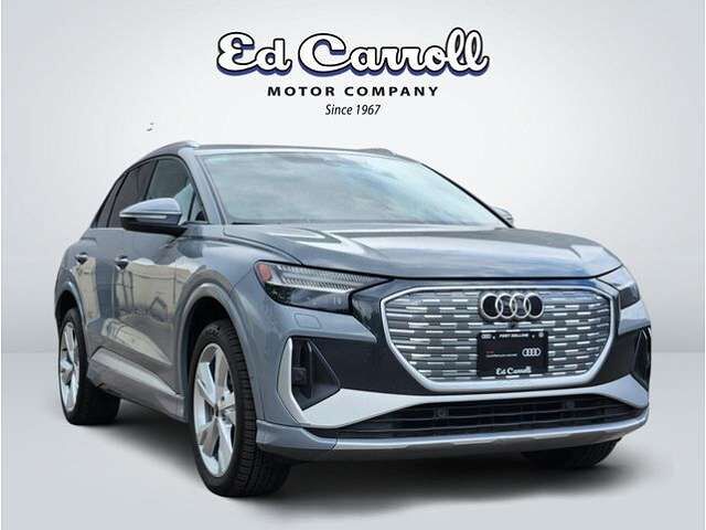 2023 AUDI Q4