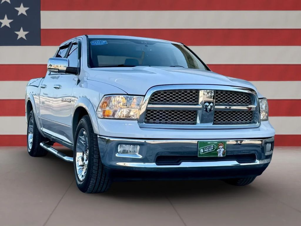 2012 DODGE Ram