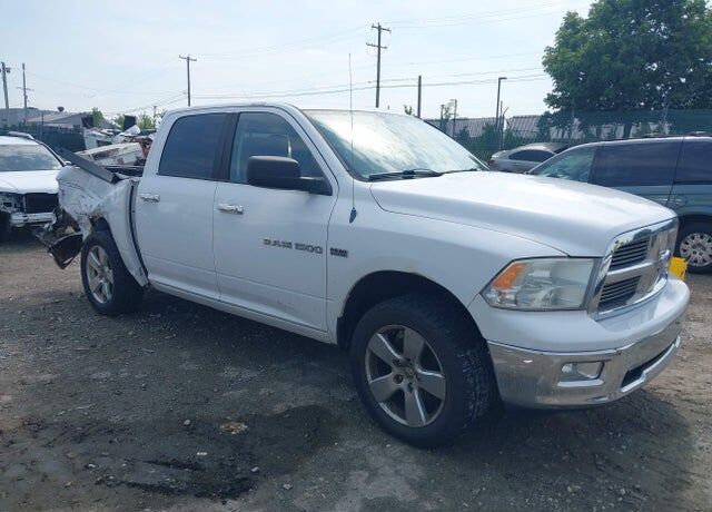 2012 DODGE Ram