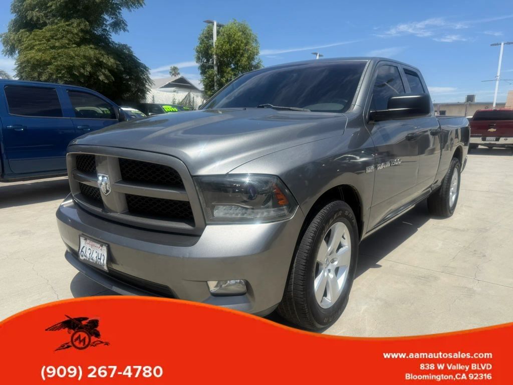 2012 DODGE Ram
